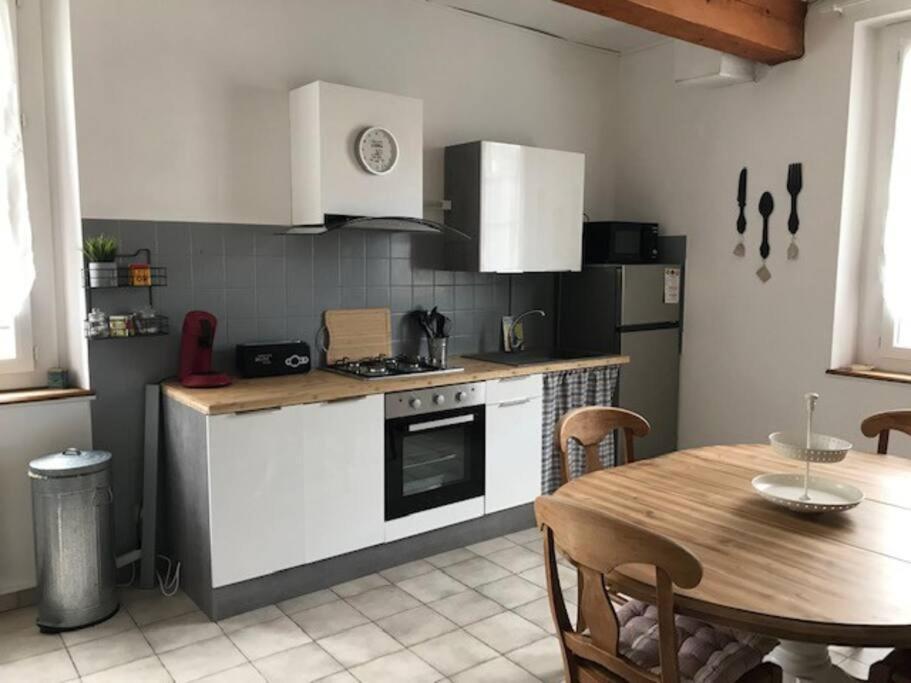 Agreable Maison De Village Léran 外观 照片